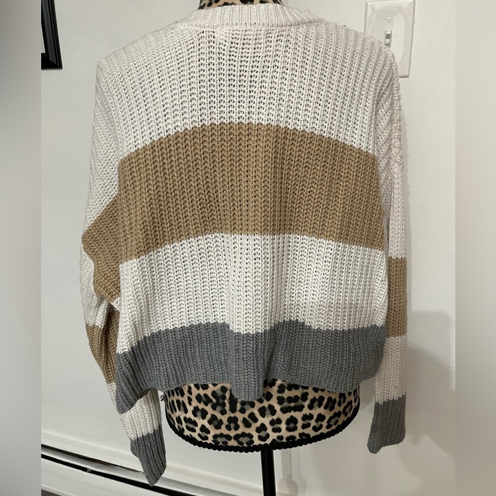 ADORABLE STRIPED SWEATER - Picture 6 of 6